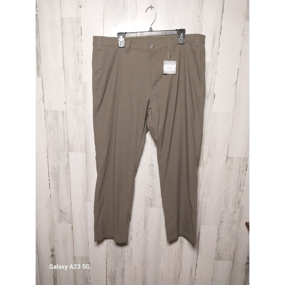 Eddie Bauer Men's 38/30 MR Takeoff Chino Slate Green